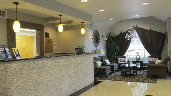 Best Western Roanoke Inn & Suites | Teksas - Fort Worth (ve civarı) - Roanoke