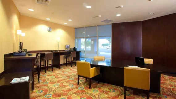 Embassy Suites by Hilton Los Angeles Glendale | Kaliforniya - Los Angeles County - Glendale