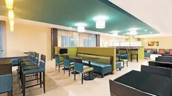 La Quinta Inn & Suites Little Rock - West | Arkansas - Little Rock (ve civarı) - Little Rock