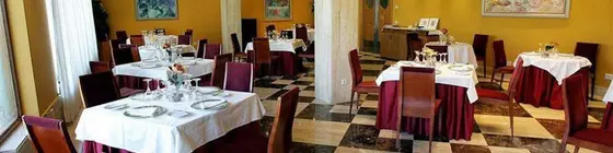 Hotel Horus Salamanca | Kastilya ve Leon - Salamanca (vilayet) - Campo de Salamanca - Santa Marta de Tormes