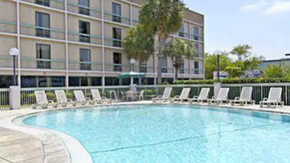 Comfort Inn & Suites Airport Clearwater | Florida - St. Petersburg - Clearwater (ve civarı) - Clearwater