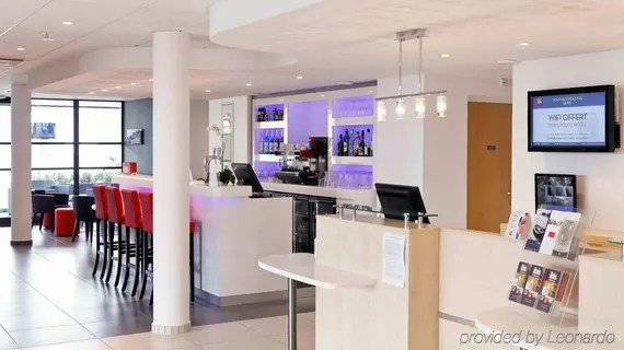 ibis Lyon Est Chaponnay | Auvergne-Rhone-Alpes - Rhone (bölge) - Lyon (ve çevresi) - Chaponnay