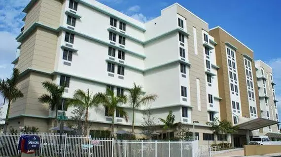 Springhill Suites Miami Airport East/Medical Center | Florida - Miami (ve civarı) - Miami