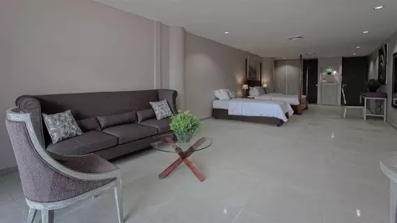 Hotel Tropicana | Chonburi (vilayet) - Pattaya (ve civarı) - Pattaya - Pattaya Körfezi