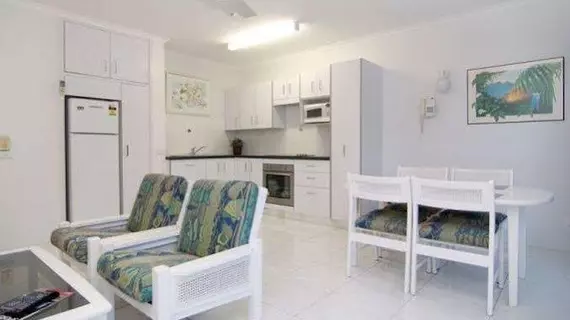 Agincourt Beachfront Apartments | Queensland - Cairns - Cairns (ve civarı) - Clifton Beach