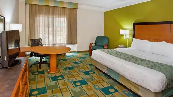 La Quinta Inn & Suites Greenville Haywood | Güney Karolayna - Greenville - Spartanburg (ve civarı) - Greenville