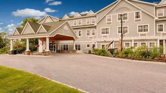 Comfort Inn & Suites North Conway | New Hampshire - North Conway