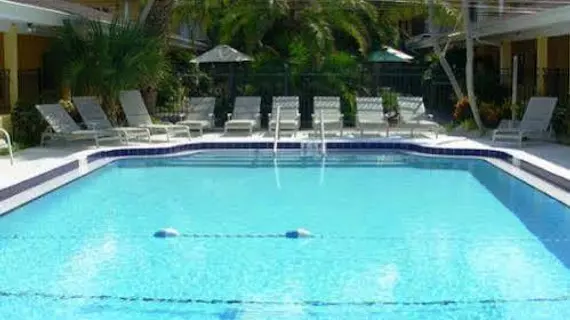 Hotel ISIS | Florida - St. Petersburg - Clearwater (ve civarı) - Redington Shores