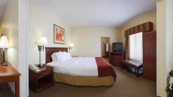 Holiday Inn Express & Suites - Muncie | Indiana - Muncie (ve civarı) - Muncie