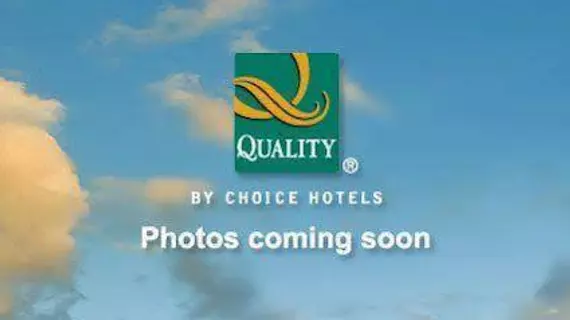 QUALITY INN & SUITES | Alberta - High Level