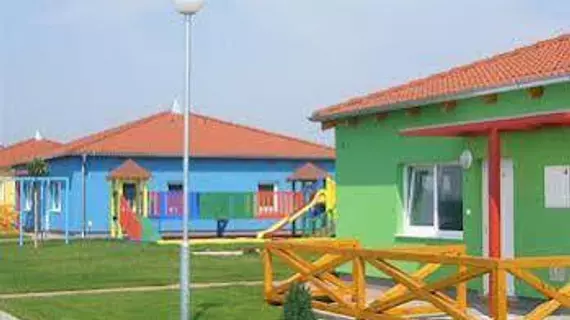 Holiday Village Senec | Bratislava - Boldog