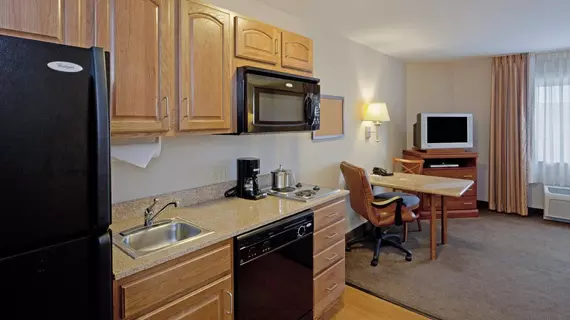 Candlewood Suites-West Springfield | Massachusetts - Springfield (ve civarı) - West Springfield