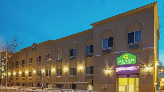 La Quinta Inn & Suites JFK Airport | New York - New York (ve civarı) - Queens - Jamaika