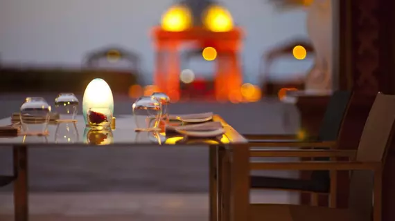 Emirates Palace Hotel | Abu Dabi - Abu Dabi Kent Merkezi - Abu Dhabi Corniche