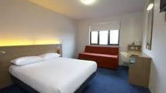 Travelodge York Tadcaster | Kuzey Yorkshire (kontluk) - Tadcaster