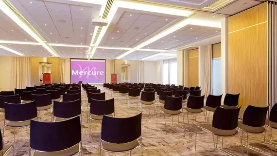 Mercure Rennes Centre Gare | Brittany - Ille-et-Vilaine - Rennes - Colombier - Champ de Mars