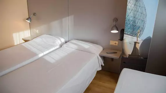 Hotel Sidorme Figueres | Katalonya - Girona İli - Alt Empordà - Figueres - Vilatenim