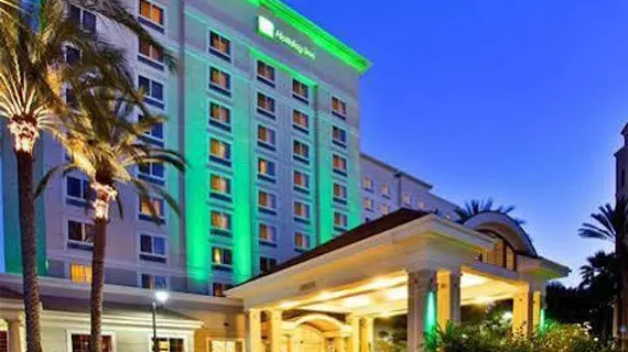 Holiday Inn Express & Suites Anaheim Resort Area | Kaliforniya - Orange County - Anaheim - Anaheim Resort