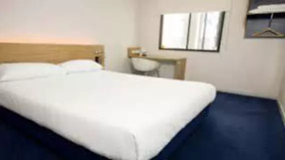 Travelodge London Tower Bridge | Londra (ve civarı) - Tower Hamlets - Tower Hill