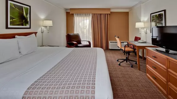 La Quinta Inn & Suites Fort Lauderdale Cypress Creek | Florida - Fort Lauderdale (ve civarı) - Fort Lauderale