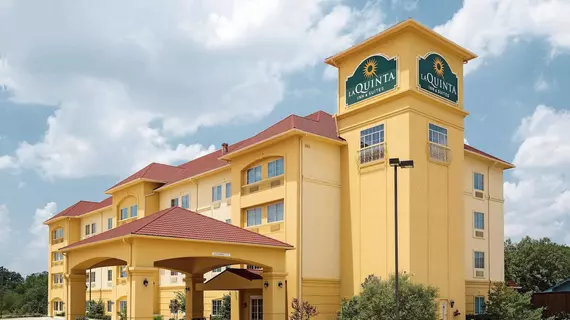 La Quinta Inn & Suites Fort Worth - North East Mall | Teksas - Fort Worth (ve civarı) - Fort Worth - Richland Hills