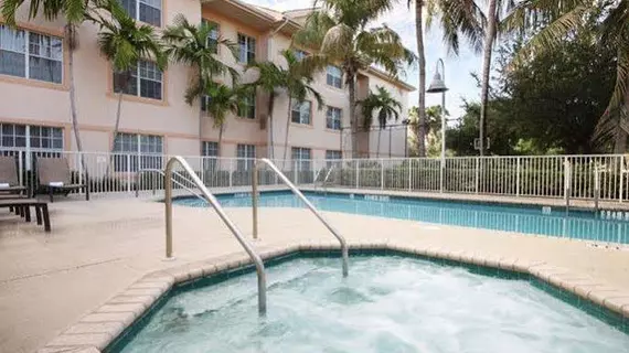 Residence Inn West Palm Beach | Florida - Palm Beach - Batı Palm Beach (ve civarı) - West Palm Beach