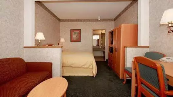 Clarion Inn & Suites John Wayne Airport | Kaliforniya - Orange County - Santa Ana