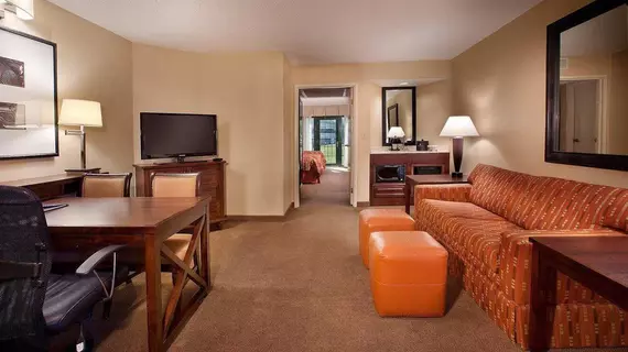 Embassy Suites Indianapolis North | Indiana - Indianapolis (ve civarı) - Indianapolis