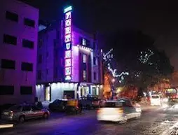 Hotel Fortuner | Batı Delhi - Ulusal Eyalet Başkenti Delhi - Delhi (ve civarı) - Yeni Delhi - Karol Bagh