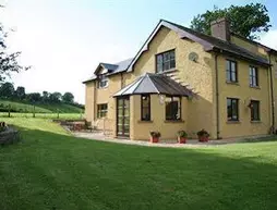 Pwllgwilym Holiday Cottages and B&B | Galler - Powys - Builth Wells