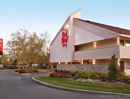 Red Roof Inn Louisville East - Hurstbourne | Kentucky - Louisville (ve civarı) - Louisville