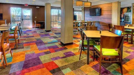 Fairfield Inn & Suites by Marriott Edmond | Oklahoma - Oklahoma City (ve civarı) - Edmond