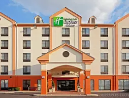 Holiday Inn Express Hotel & Suites Meadowlands Area | New Jersey - Jersey City (ve civarı) - Carlstadt