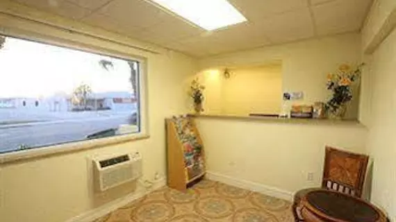 Oceanfront Inn and Suites - Ormond | Florida - Daytona Beach (ve civarı) - Ormond Beach