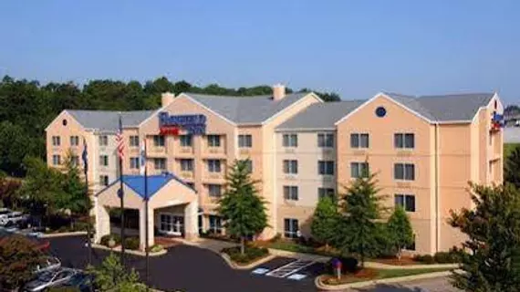 Fairfield Inn Greenville Spartanburg Airport | Güney Karolayna - Greenville - Spartanburg (ve civarı) - Greenville