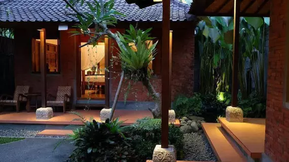 Nurada Cottage | Bali - Ubud - Kedewatan