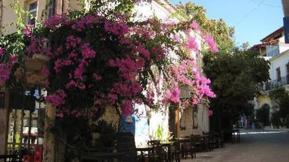 The Royal Blue | Girit Adası - Rethimnon (bölge) - Mylopotamos