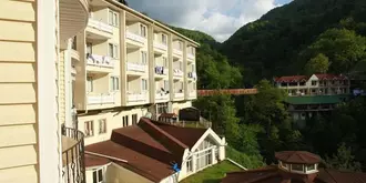 Oylat Kaplicalari Asiyan Otel