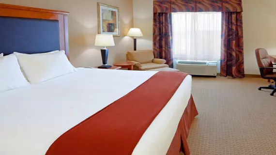 Holiday Inn Express Hotel & Suites Latham | New York - Albany (ve civarı) - Latham