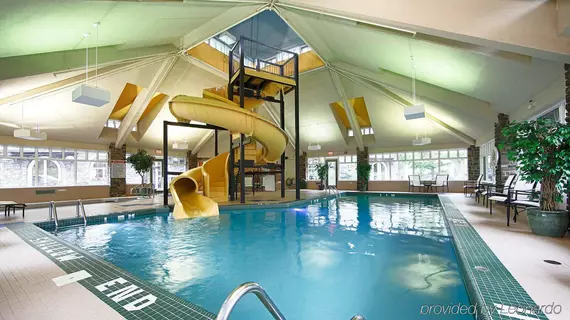 Pocaterra Inn and Waterslide | Alberta - Canmore