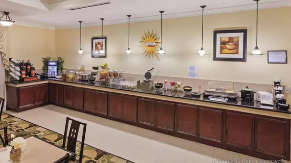 La Quinta Inn & Suites Woodlands Northwest | Teksas - Conroe (ve civarı) - Magnolia