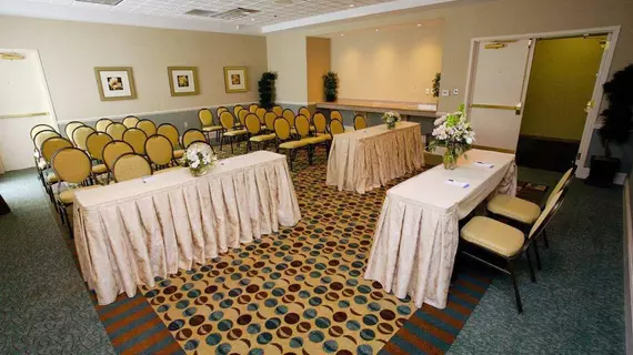 Hilton Garden Inn Jacksonville JTB/Deerwood Park | Florida - Jacksonville (ve civarı) - Jacksonville