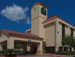 La Quinta Inn & Suites Houston Stafford Sugarland | Teksas - Houston (ve civarı) - Stafford