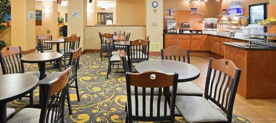 Holiday Inn Express Deforest | Wisconsin - Madison (ve civarı) - De Forest