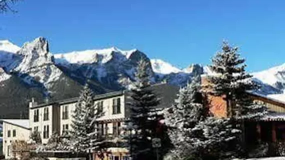 The Drake Inn | Alberta - Canmore