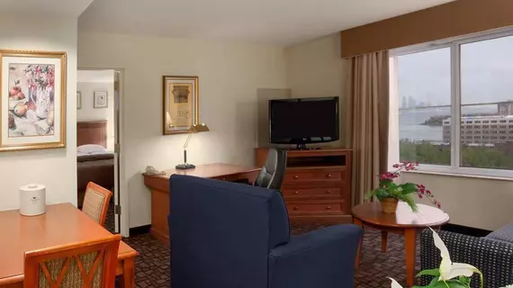 Homewood Suites by Hilton Edgewater-NYC Area | New Jersey - Fort Lee - Paramus (ve civarı) - Edgewater