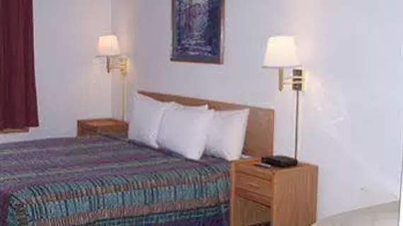 River Valley Inn & suites | Wisconsin - Hudson (ve civarı) - Osceola