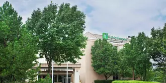 Holiday Inn Hotel & Suites Chicago-Carol Stream/Wheaton