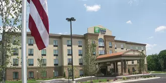 Holiday Inn Express & Suites - Cleveland Northwest