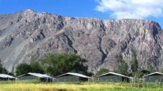 Cold Desert Camp | Cammu ve Keşmir - Leh